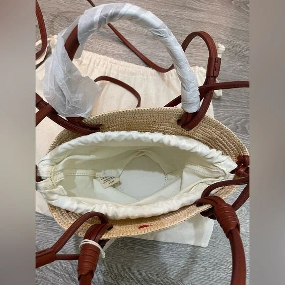 Sézane Justine Mini Basket Bag in Raffia Heart Embroidery NWT - Picture 7 of 11